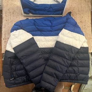 -Polo Puffer jacket 
- Is in Good condition 
- Size M Full zip